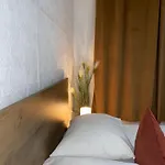 Fancy Old Town Апартаменты
