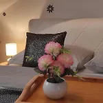Fancy Old Town 아파트 *
