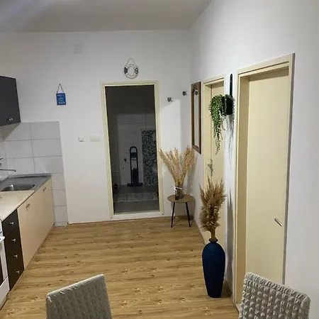 Fancy Old Town Апартаменты