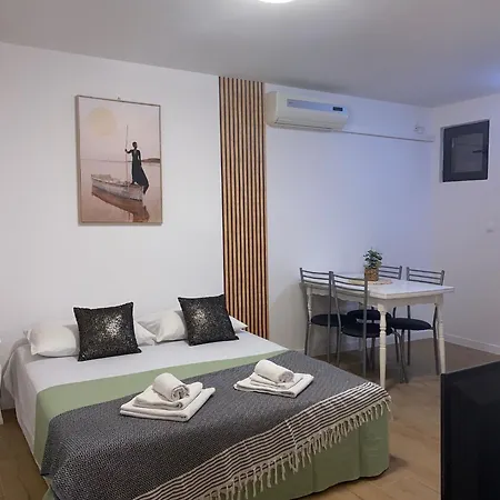 アパート Fancy Old Town スプリト